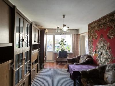 3-комнатная квартира · 50 м² · 2/5 этаж, Назарбаева 63/1 — Т Д Валентина за 17.9 млн 〒 в Усть-Каменогорске