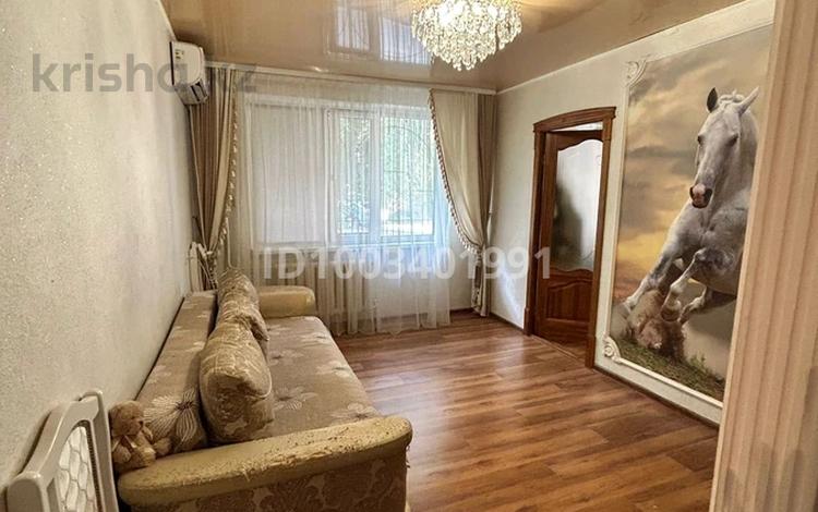 3-бөлмелі пәтер · 48 м² · 1/5 қабат, мкр Айгуль — СШ 16, бағасы: 15 млн ₸ в Уральске — фото 16