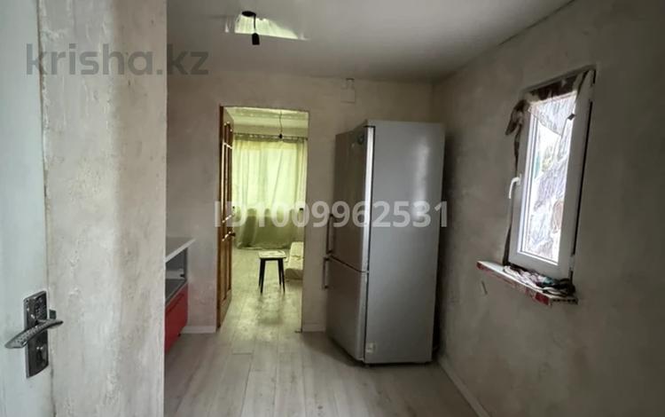1-бөлмелі пәтер · 16 м² · 2/2 қабат, Тлендиева 49, бағасы: 70 000 ₸ в  — фото 2