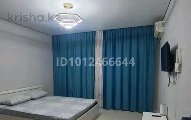 2-бөлмелі пәтер · 70 м² · 11/12 қабат, 11-я улица, 23/2, бағасы: 10 000 ₸ в Туркестане — фото 8