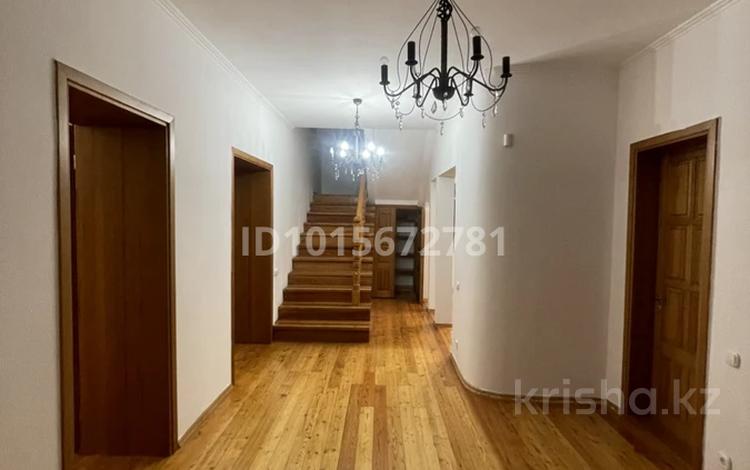 Отдельный дом · 6 комнат · 270 м² · 12.5 сот., мкр Дубок-2 за 1.2 млн ₸ в Алматы, Ауэзовский р-н — фото 2