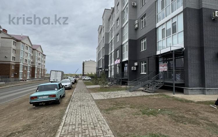 Еркін, кеңселер, дүкендер мен бутиктер, сұлулық салондары, медорталықтар мен дәріханалар, білім орталықтары · 80 м², бағасы: 54 млн ₸ в Актобе, мкр. Алтын орда — фото 10