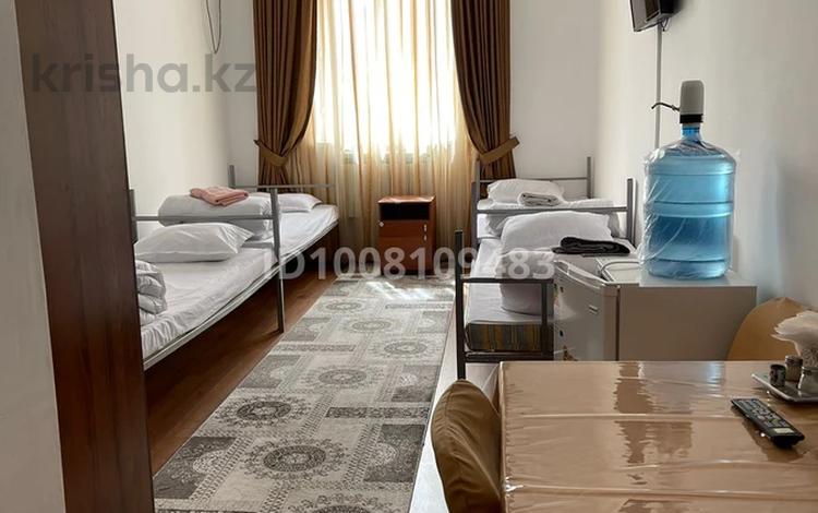Свободное назначение · 1300 м² за 5.2 млн ₸ в Атырау, мкр СМП 163 — фото 2
