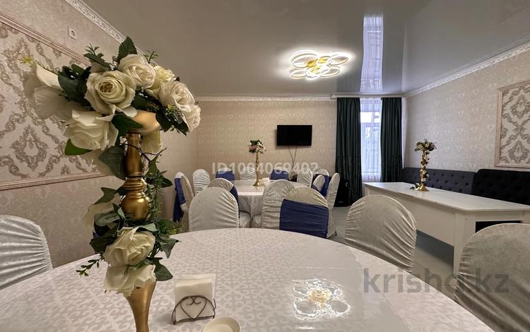 Свободное назначение, офисы, магазины и бутики, склады, общепит, салоны красоты, развлечения · 321.6 м² за 35 млн 〒 в Курчатове — фото 20