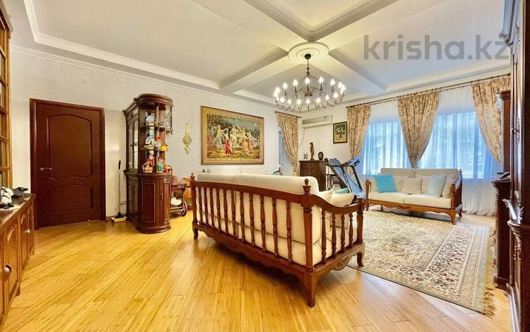 4-комнатная квартира · 131 м² · 2/3 этаж, Назарбаева 51 за 115 млн ₸ в Алматы, Алмалинский р-н — фото 2