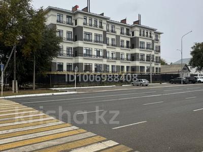 6-бөлмелі пәтер · 236 м² · 1/4 қабат, Абая 17 — Парк Кирова, бағасы: 120 млн ₸ в Уральске
