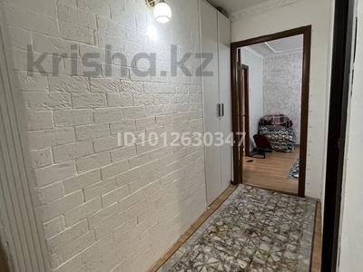 3-комнатная квартира · 59 м² · 2/5 этаж, 8 8 — возле арбата аптека марко за 17 млн ₸ в Атырау, мкр Привокзальный-5