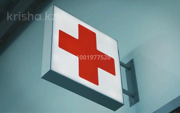 Свободное назначение, офисы, магазины и бутики, склады, общепит, салоны красоты, сельское хозяйство, бани, гостиницы и зоны отдыха, фитнес и спорт, медцентры и аптеки, образование, развлечения, конференц-залы, кабинеты и рабочие места, студии · 13 м² за 195 000 〒 в Караганде, Казыбек би р-н — фото 8