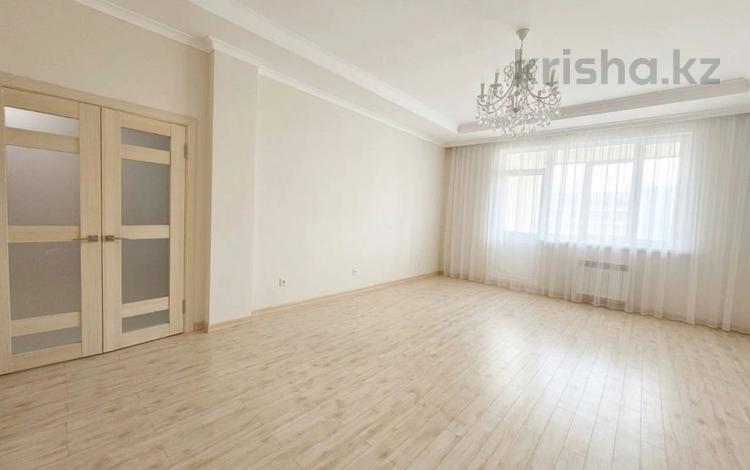 3-бөлмелі пәтер · 127 м² · 4/12 қабат, Ракымжан Кошкарбаев 28, бағасы: 77 млн ₸ в Астане, Алматы р-н — фото 2