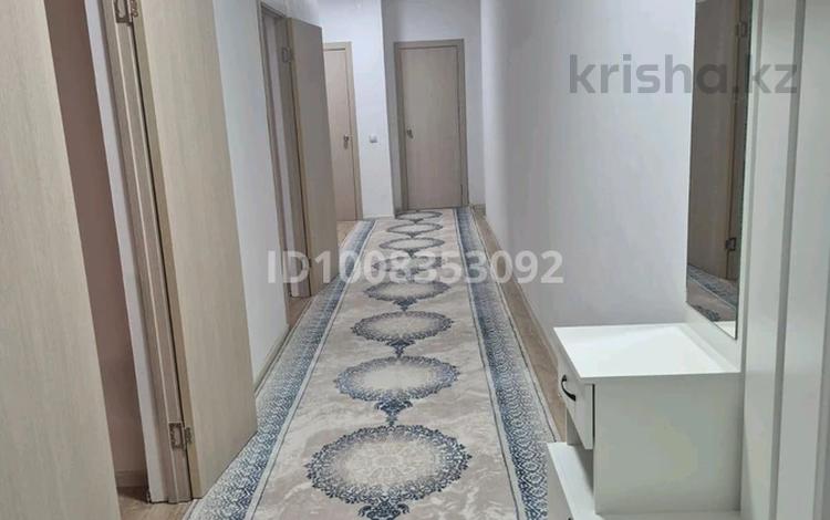 3-комнатная квартира · 101 м² · 9/10 этаж, мкр Юго-Восток, Мкр Юго-Восток, проспект Республики 1/4 — ЖК. Шапағат за 200 000 ₸ в Караганде, Казыбек би р-н — фото 13