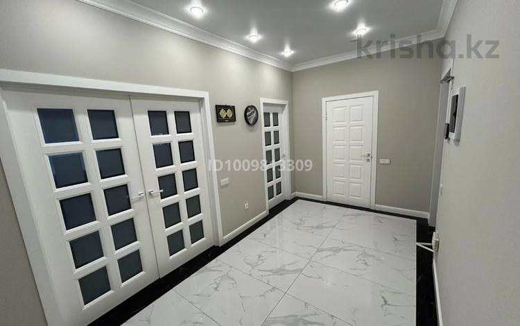 2-комнатная квартира · 70 м² · 12/16 этаж, Сатпаева 90/56 за 75 млн ₸ в Алматы, Бостандыкский р-н — фото 4