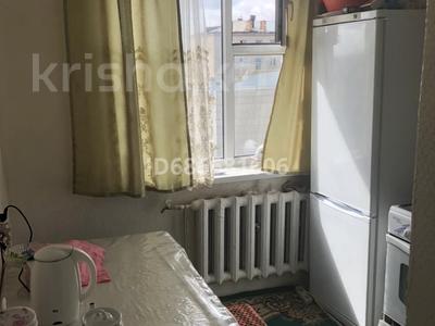 3-комнатная квартира · 54 м² · 5/5 этаж, Ауезова 13 — Возле базара Дана за 14 млн ₸ в 