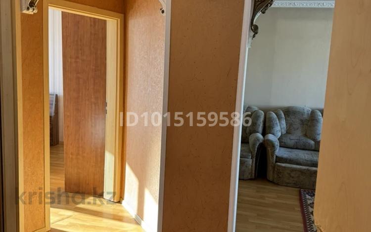 3-комнатная квартира · 62 м² · 5/5 этаж, мкр Юго-Восток, Карбышева 3 за 19 млн ₸ в Караганде, Казыбек би р-н — фото 2