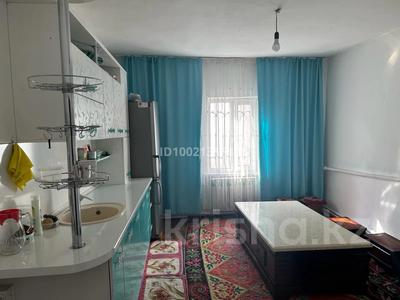Продажа домов и дачи в Жетысу обл.: Отдельный дом · 4 комнаты · 100 м² · 15 сот., Баулықов 55 — Мәмбет ауылы (Ленин) за 9 млн 〒 Отдельный дом · 4 комнаты · 100 м² · 15 сот., Баулықов 55 — Мәмбет ауылы (Ленин) за 9 млн 〒 в Балпыке Би