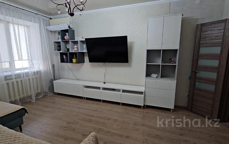 2-комнатная квартира · 61 м² · 8/8 этаж, Улы Дала 67, 69, 15, 15/1, 17, 17/1, 2, 4, 6, 40 — Аль Фараби за 37.5 млн ₸ в Астане, Есильский р-н — фото 2