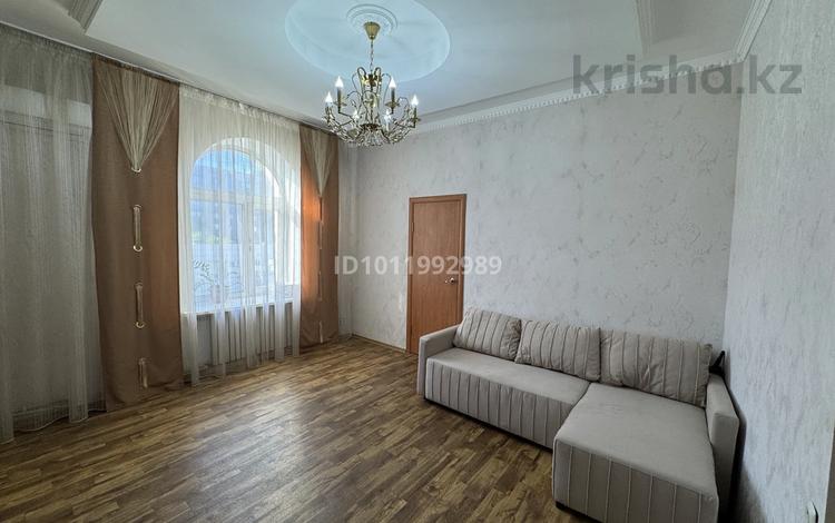 3-комнатная квартира · 68 м² · 4/4 этаж, ул. Асета Найманбаева 163 — Уранхаева за 32 млн ₸ в Семее, Красный Кордон — фото 2