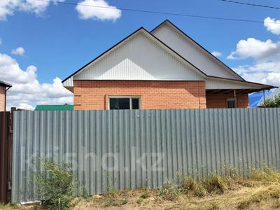 Продажа домов и дачи в Костанайской обл.: Отдельный дом · 3 комнаты · 107 м² · 5.3 сот., Восточный за 23 млн 〒 Отдельный дом · 3 комнаты · 107 м² · 5.3 сот., Восточный за 23 млн 〒 в Мичуринское