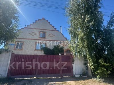 Жеке үй · 8 бөлме · 316 м² · 16 жүзд., Мустафа Шокай 16 — Рядом детская железная дорога, парк, рынок Хасеновмкий, бағасы: 65 млн ₸ в Кокшетау