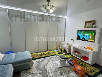 Отдельный дом · 3 комнаты · 180 м² · 10 сот., Еркинкала Женис 2 б — Еркинкала за 23 млн 〒 в Атырау