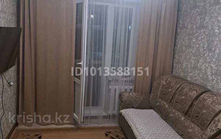 2-бөлмелі пәтер · 44 м² · 6/10 қабат, Ч Валиханова 159, бағасы: 180 000 ₸ в Семее — фото 2