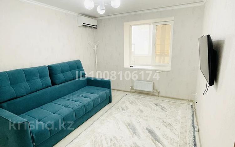 1-комнатная квартира · 40 м² · 2/9 этаж, мкр Нурсая, Таумуш Жумагалиева 14а — Таумуш Жумагалиева 14а за 250 000 ₸ в Атырау — фото 5