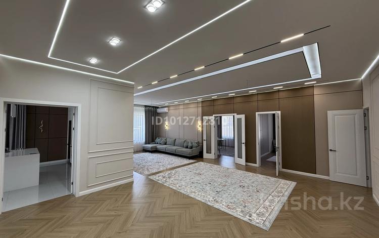Отдельный дом · 4 комнаты · 260 м² · 15 сот., Жибек жолы за 159 млн ₸ в Абай — фото 19