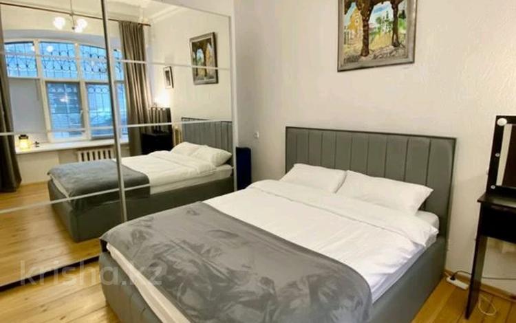 2-комнатная квартира · 70 м² · 5/7 этаж, 17-й мкр участок 45/1 — МОРЕ, АКВАПАРК, ТРК АКТАУ, ЦЕНТР ГОРОДА, ХАЛЫК АРЕНА за 12 000 ₸ в Актау — фото 2