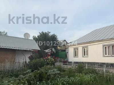 Отдельный дом · 5 комнат · 122 м² · 10 сот., Айбасова 70 за 79 млн ₸ в Алматы, Турксибский р-н