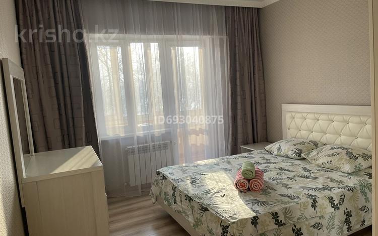 2-комнатная квартира, 70 м², 2/13 этаж посуточно, Майлина 54 за 20 000 〒 в Алматы, Турксибский р-н — фото 2