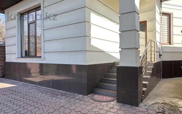Отдельный дом · 3 комнаты · 140 м² · 4.7 сот., Азербаева 89 за 185 млн ₸ в Алматы, Медеуский р-н — фото 2