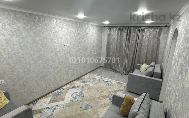 1-бөлмелі пәтер · 47 м² · 5/5 қабат, Сатпаева — Дом Коптранса, бағасы: 7.5 млн ₸ — фото 2
