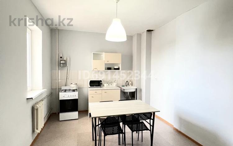 2-комнатная квартира · 82 м² · 3/9 этаж, Мусы Баймуханова 14 за 200 000 〒 в Атырау, мкр Привокзальный-3А — фото 2