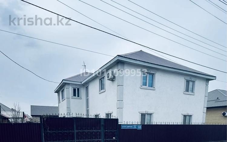 Жеке үй · 7 бөлме · 319 м² · 10 жүзд., Жұмыскер ш/а., Сатан Шөреева 125, бағасы: 50 млн ₸ в Атырау, мкр Жумыскер — фото 2
