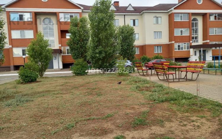 1-бөлмелі пәтер · 48 м² · 2/3 қабат, Нур Актобе, 1 микрорайон 6, бағасы: 15 млн ₸ — фото 9