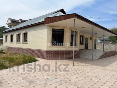 Отдельный дом · 7 комнат · 237 м² · 10 сот., Рыспек батыра 6А за 85 млн 〒 в Таразе