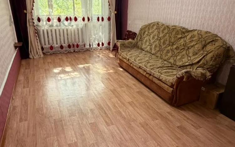 2-комнатная квартира · 48 м² · 2/5 этаж, Майкудук, 16й микрорайон 17 за 11 млн ₸ в Караганде, Алихана Бокейханова р-н — фото 2