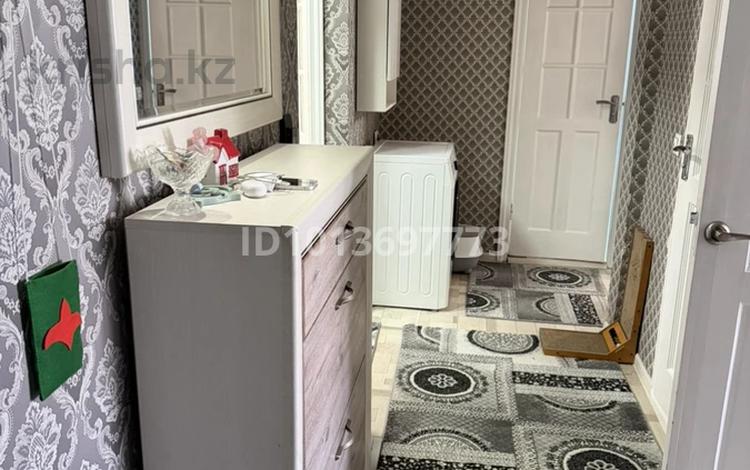 3-бөлмелі пәтер · 70 м² · 3/5 қабат, Ақсай-3Б ш/а. 12, бағасы: 50 млн ₸ в Алматы, Ауэзовский р-н — фото 2