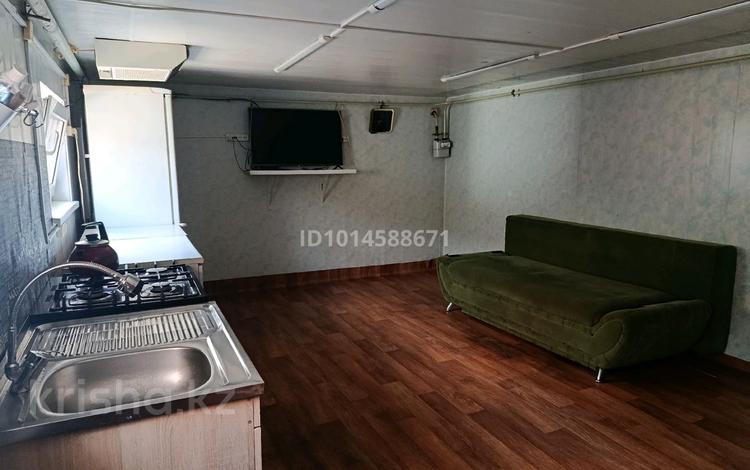 Отдельный дом · 4 комнаты · 105 м² · 2 сот., Авангардная 77/19 — 22 партьсезда 90 за 28 млн ₸ в Омске — фото 2