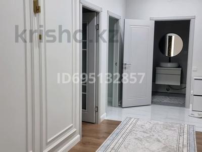 2-бөлмелі пәтер · 79.5 м² · 8/9 қабат, мкр Нурсая, Абулхайр-хана 74, бағасы: 400 000 〒 в Атырау