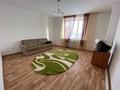 1-комнатная квартира, 47.9 м², 6 этаж помесячно, Самал 94 за 95 000 〒 в Уральске