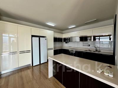 4-бөлмелі пәтер · 155 м² · 14/21 қабат, Аскарова 8, бағасы: 151 млн ₸ в Алматы, Ауэзовский р-н