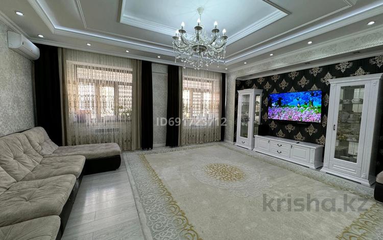 3-комнатная квартира · 118 м² · 6/12 этаж, 16-й мкр , 16 мкрн 49 за 38 млн ₸ в Актау — фото 2