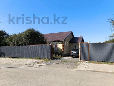 Жеке үй · 4 бөлме · 100 м² · 12 сот., Айнаколь 63, бағасы: 145 млн 〒 в Астане, Алматы р-н