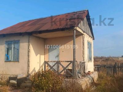 Дача · 2 комнаты · 32 м² · 6 сот., Дача с\о Ёлочка — Дорога на аэрапорт за 600 000 〒 в Караганде, Казыбек би р-н