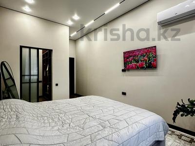 2-комнатная квартира · 90 м² · 5/8 этаж, Омаровой 33 — выше Альфараби за 85 млн ₸ в Алматы, Медеуский р-н