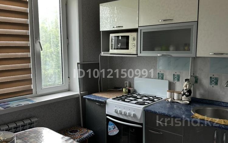 1-комнатная квартира · 32.2 м² · 3/5 этаж, ул. Абая 60 за 6.3 млн ₸ в Темиртау — фото 2