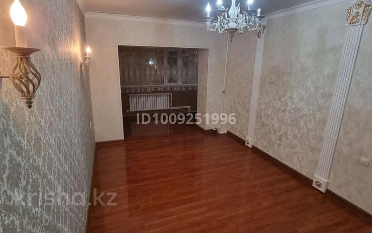 3-бөлмелі пәтер · 63 м² · 4/5 қабат, Айтике би 1 — Абая - Айтике би, бағасы: 31 млн ₸ в Таразе — фото 2