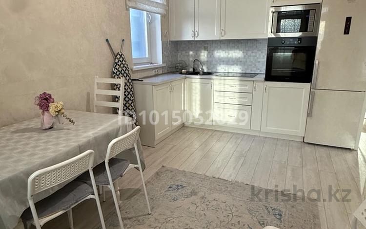 2-бөлмелі пәтер · 60 м² · 7/14 қабат, Туркестан 14, бағасы: 41 млн ₸ в Астане, Есильский р-н — фото 4