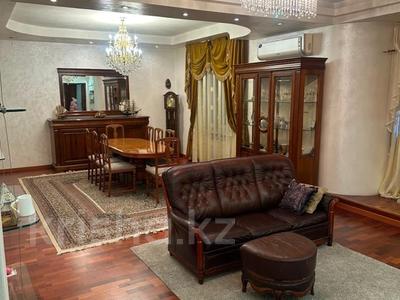 4-бөлмелі пәтер · 136 м² · 2/4 қабат, Абылай хана 96, бағасы: 800 000 ₸ в Алматы, Алмалинский р-н