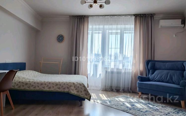 3-бөлмелі пәтер · 82.7 м² · 5/5 қабат, Кунаева 130 — Кунаева Жамбыла, бағасы: 76.5 млн ₸ в Алматы, Медеуский р-н — фото 2